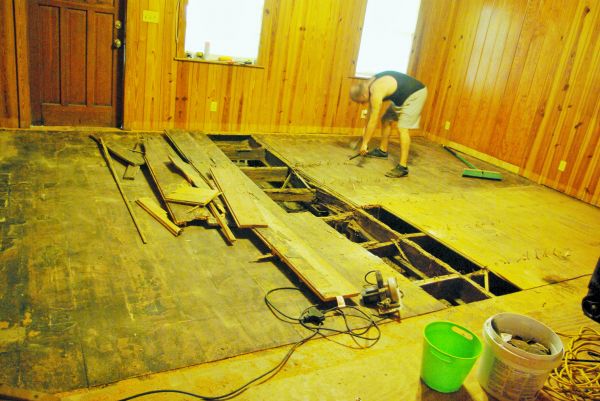 Subfloor Demolition in Philadelphia